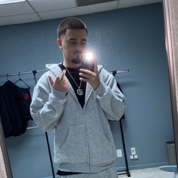 Meet your Posher, James - Picture 1 of 1